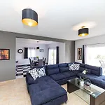 Βίλα Hana Kaštel Novi