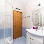 Hana * Kaštel Novi